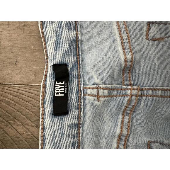 FRYE High Rise Straight Leg Light Wash Denim Jeans Women’s size 14/32 - Picture 7 of 15